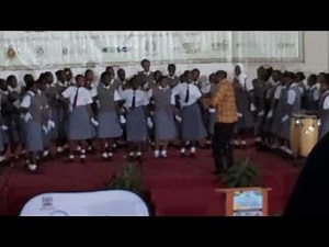 Machakos Girls High School performing "Nasi nabali" by Tshala Mwana