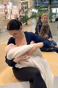 Unlikely heroes show up to help a nursing mother | Pretty Makeup