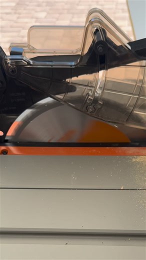 @evolutionpowertools_usa R10TBLX Multi-Material Table Saw with the Wheeled Scissor Stand making set up quick and easy. . It got a 15A motor, dual rack & pinion fence, built-in handles & wheeled stand, split blade guard, anti-kickback pawls with the electronic brake. . #EvolutionTools #TableSaw #ToolReview #JobsiteReady #ToolTalk #MultiMateria | Tooling.with.Newman