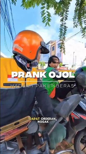 Prank Paket Ojol! Yang Cemberut Jadi Senyum. #ojol #berbagi #motovlog #shorts