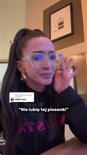 Replying to @★𝖙𝖊𝖆𝖒𝖇𝖆𝖟𝖆★ LINK W BIO! 🔥 Pamiętajcie o dodaniu do playlisty 💜 #zespolelove #4567 #muzykapop #polskamuzyka #zabawne