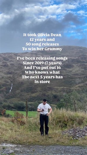 I went back on Olivia’s YouTube to her first few videos, so incredibly inspiring to see the arc ! #singersongwriter | Isaac Butler