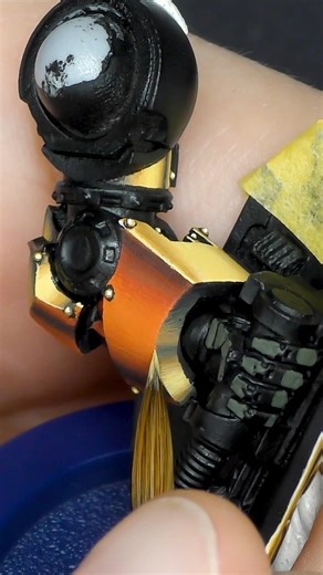 Painting Golden NMM on a Dreadnought arm #warhammer40k #warhammer #warhammer40000