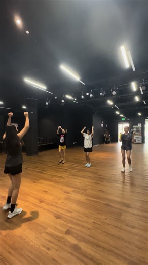 #Hotelkba #kbagxstudio #zumba #tiktok #yangon #fyppppppppppppppppppppppp