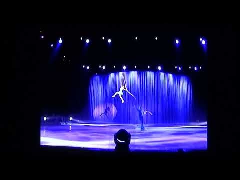 Disney on ice: Rockin' Ever After Act 1