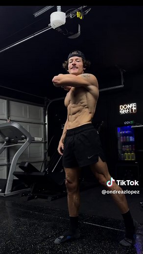 Achieving a Superhero Physique: Realistic Goals