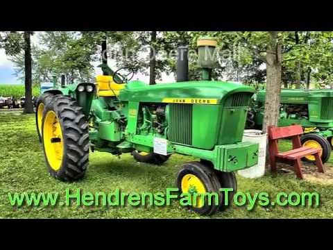 Restoring Vintage John Deere Tractors