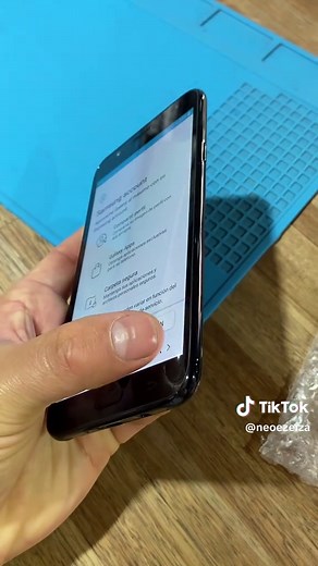 Samsung Galaxy J7 Neo Review and Features