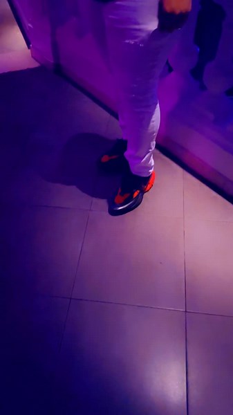 Vidéos de ShellDeShell de paris (@shelldeshelldeparis) avec original sound - 5ven's Music patriotz