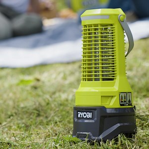 Enjoy the great outdoors with a RYOBI Bug Zapper to protect you from the army of bugs up to a 5m radius! | RYOBI Australia