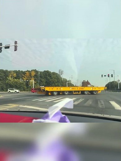 Massive haul that stopped traffic completely #oversizeload #bigrig