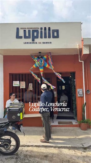 Alfredo Villegas on Instagram: "Nuevo lugar para desayunar cerca de #Xalapa ✨, se llama @lupillo.loncheria y la comida es deliciosa; vale la pena manejar y escaparse para probar sus delicias. 🙌🏻"