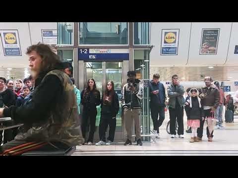 I Played Classical Piano in a Busy Station: Commuter Reactions!