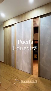 📁PROYECTO PUERTA CORREDIZA 🚪💨 ¿Por qué se propone puertas corredizas? La importancia de las puertas corredizas es que aporta ventajas funcionales y estéticas a los espacios. 1. Ahorra espacio 2. Mejora la conexión de espacios 3. Accesible y cómodo 4. Moderna y versátil 5. Genera sensación de amplitud y continuidad visual. 📲Somos Spacio D’Talles. Escríbenos y Transforma la percepción de tu hogar. . . . . #DiseñoDeInteriores #Spaciodtalles #interiores #puertacorrediza #diseño3D #diseñadores #a