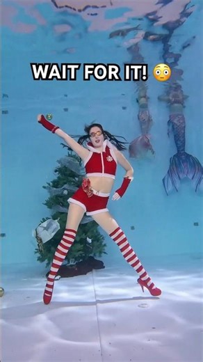 Mean Girls Jingle Bell Rock Underwater Dance FAIL