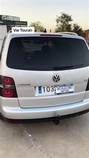 Instalación de tecnología en Volkswagen Touran