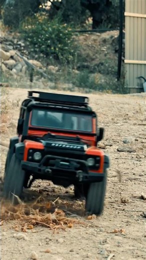 My Traxxas TRX4 just got upgraded with the gorgeous Orange/black body. #rccar #traxxas