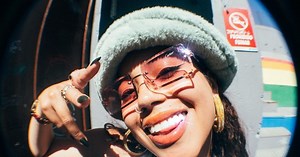 Leva: R&B con aire marino que puede calmar tu ansiedad - La Cuarta