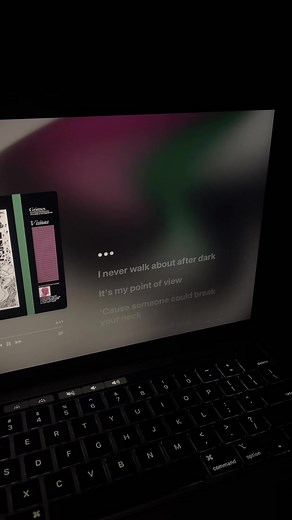 Cómo activar el modo oscuro en Apple Music en Mac