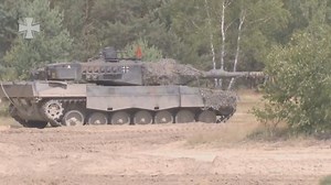 Leopard 2A7 vs T-90M(S)