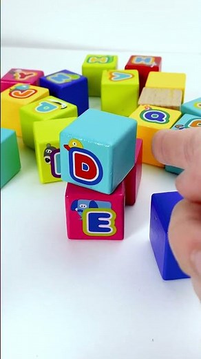 We learn letters with colored cubes 🧱🔤