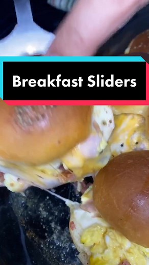 Delicious Breakfast Bacon Egg and Cheese Sliders Recipe