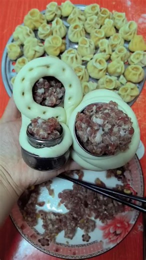 MrPasta Somen on Instagram: "Beautiful Satisfying Pastry Tutorial Ep3262"