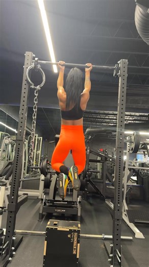 Your body is the only gym you need. 🚀 Push, move & repeat! 💪🔥 #noequipmentworkout #wholebodyworkout #gymmotivation #workouttips #StrengthTraining | India Paulino