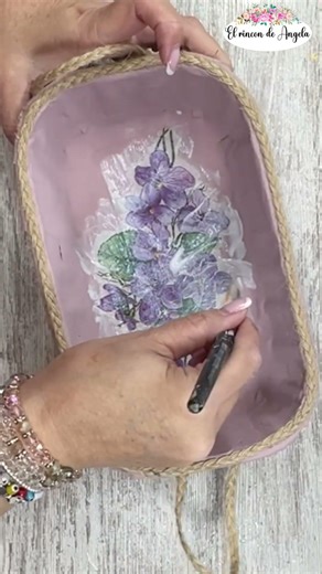 Haciendo decoupage #craft #diy #diyproyect #decoupage #manualidades