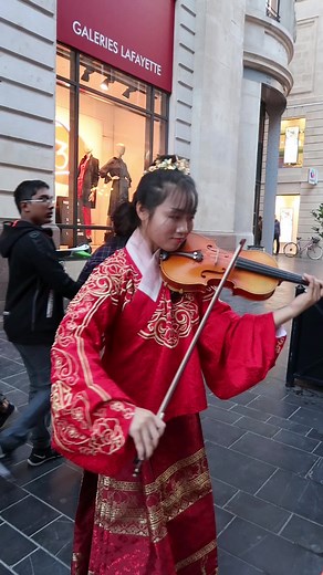 聆玲响叮当 sur TikTok