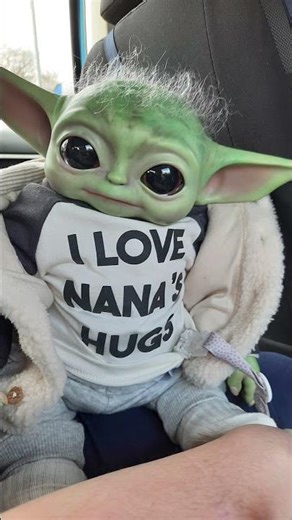 Baby Yoda ~ Going out with mummy to Oswaldtwistle 😁 #babyyoda #grogu #reborn