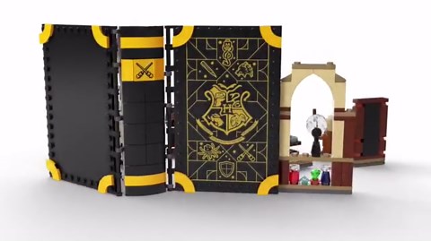 LEGO Harry Potter Hogwarts Moment: Defence Class 76397 Building Kit; Collectible Classroom Playset for Ages 8 (257 Pieces)