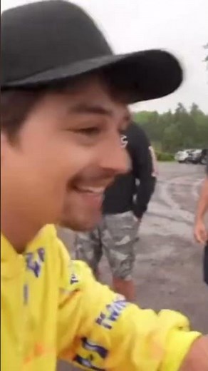 Brayden price vs evan on cboys dirtbike wheelie