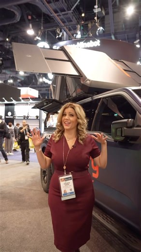 Would you sleep in it? Seems to have all the comforts of home 👍🏻 Solar trends booming at @ces Our friend @kathrynemerytv showing us the newest solar tent from the show floor compete with a memory foam mattress (available Q3 2024) @jackeryusa | Tools in Action