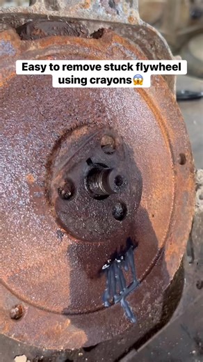 Easy to remove stuck flywheel using crayons😱 #fblifestyle #fbreels #highlights #diy #mechanic #reel #trend #trendingusa #racing #trendingvideo | Bjune Works