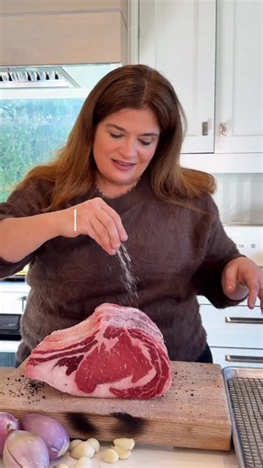 Let’s season a prime rib. Full video is on my YouTube linked in bio! #primerib #seasoning #christmasdinner #holidayrecipes #cooking | Alex Guarnaschelli