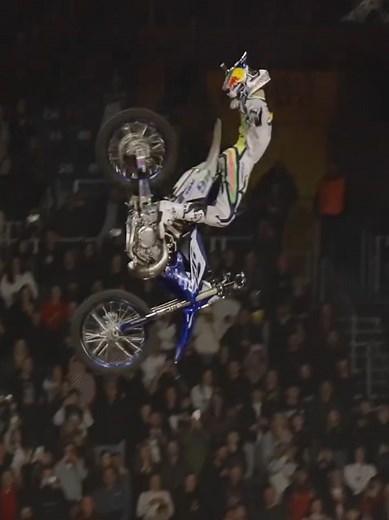 just watch no caption needed 🥶🔥 Motorcycle FMX Auraaa freestyle 999%🏍️💪🔥 #motocross #mx #ktm #FMX #dirtbike