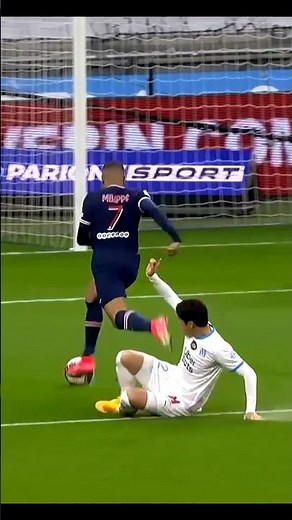 Kylian Mbappé Crazy Speed ⚡ Fastest Footballer | #shorts