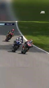 ⚔️ A thrilling last-lap between Cameron Beaubier, Josh Herrin, Jake Gagne, and Mathew Scholtz!