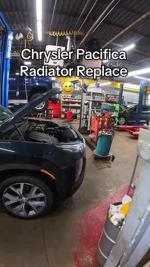 Doing a bigger job and also fixing stuff along the way 😎 #mopar #mechanic #repair #car #auto
