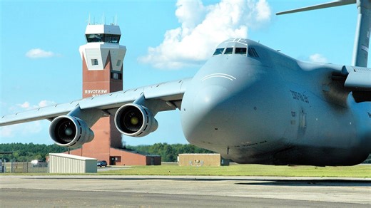 US Air Force’s Biggest Aircraft Shows Off Its Insane Power