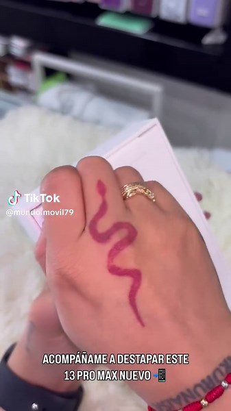 AQUÍ EN MUNDO MÓVIL ENCONTRARÁS LOS MEJORES PRECIOS PARA QUE DESDE ¡YA! ESTRENES 😍📲 @mundomovillaunion • • • • • • • #tecnologia #iphone #celulares #promociones #tecnología #celulares #ce