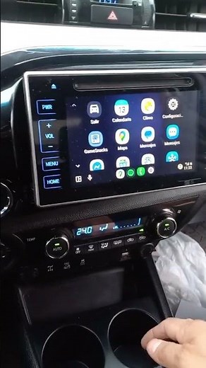 Toyota Hilux Srv y Sw4 instalación de interface Android auto y Carplay en pantalla original