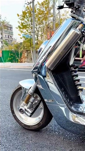 Adjustable Air Suspension Scooter: Ride Height at the Touch of a Button 🛵💨