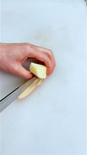 Master the 3rd Apple Blossom Cutting Technique – Quick & Easy
