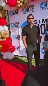 22K views · 437 reactions | We brought the North Pole to South Central Los Angeles! Giving back with the #siminhopefoundation year 10! We make a living by what we get, but we make a life by what we give.Will always show up for these kids no matter what. Here to serve. Happy Holidays! Psalm 37:21  #fbreels #merrychristmas #happyholidays #giveback #southcentrallosangeles | Romeo Miller | Facebook