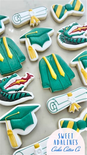 Sweet Adaline’s Cookie Cutter Co on Instagram: "Graduation cap and gown, aka one’s well deserved regalia! Congrats to all winter graduates. . . . . . . #graduationcookies #capandgowncookies #graduationgowncookies #diplomacookies #uabcookies #uabgeaduation #wintergraduation #2025graduation #cookiesofinstagram❤️ #cookiedecoratingvideo"