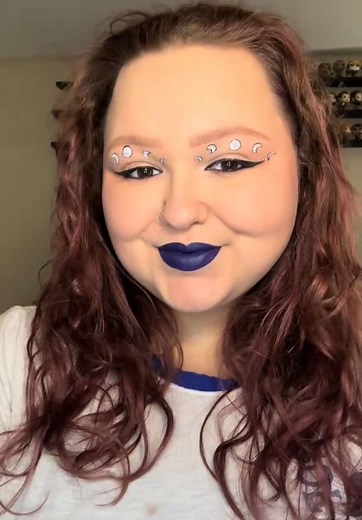 Creative Moon-Inspired Makeup Tutorial
