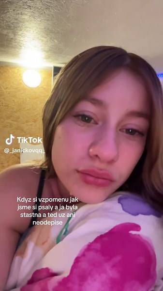 Videa uživatele 🎀Elenka🎀 (@_e1enka_) s original sound - audio