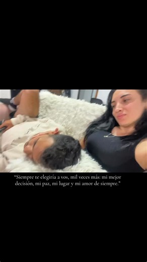 flopy♥️ on Instagram: "Mi amor,mi mejor amigo,mi todo..Gracias por ser lo que siempre soñé te amo mi amor❤️🥰"